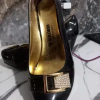 کفش مجلسی زنانه سایز سی هشت تا سی نه میشه