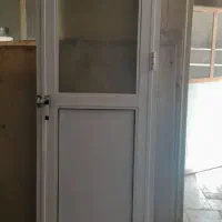درب آلومینیومی درحد نو۲۰۹ در ۶۴