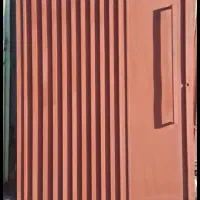 سلام درب حیاط بزرگ کوچک نو فقط زده زنگ خورده