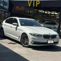 بی ام و 530i