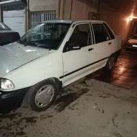پراید سفید