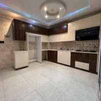 واحد ۸۳ متری لوکیشن عالی