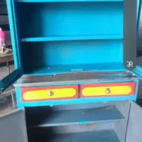 کابینت ایستاده