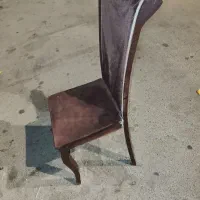 یه صندلی نو