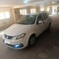 ساینا اس بدون رنگ تک برگ
