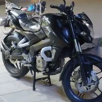 موتور ns 200