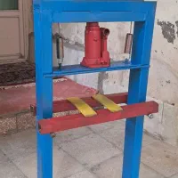 دستگاه پرس