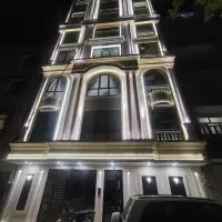 ۹۵متر ۲خواب پارکینگ آسانسور تاپ لوکیشن منطقه
