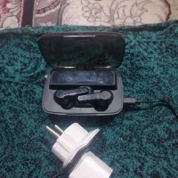 ایرپاد و هدفون