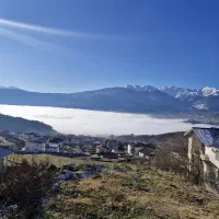 ۳۳۰ متری کلاردشت، پیشنبور