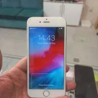 چندعدد گوشی ایفون سامسونگ