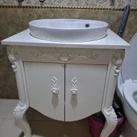 روشویی همراه کابینت در حد نو