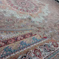 یک عدد فرش دوازده متری