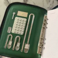 کلاسور پاوربانک دار