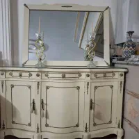 آینه و کنسول