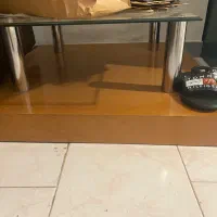 میز پذیرایی. دو طبقه. چوب و شیشه