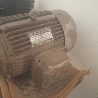 الکترو موتور ۳ اسب ۳فاز و درب اهنی