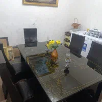 میز غذاخوری درجه یک بسیار تمیز