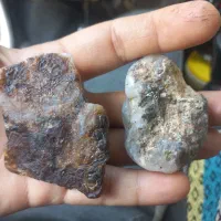 سنگ قیمتی