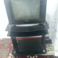 تلویزیون ۲۱ سالم با زیرش