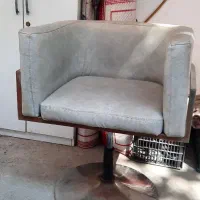 صندلی جک دار درحدنو