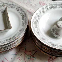 تعدادی چینی الات
