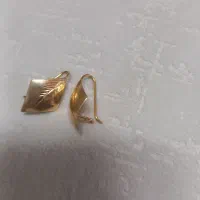 گوشواره بسیار نمادار وکم وزن