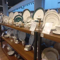 فروش انواع سرویسهای چینی ایرانی و خارجی