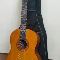گیتار برند yamaha c40