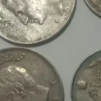 سکه‌ های مختلف قدیمی کلکسیونی