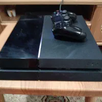 ps4 500GB با یه دسته وکابل مورد نیاز