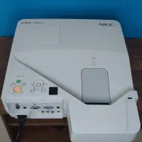 ویدیو پرژکتور فاصله نزدیک NEC