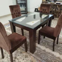 میز غذاخوری