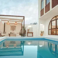 زمین نزدیک دریا در سلخ گامبرون