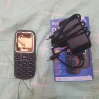 گوشی سه سیم کارت