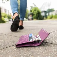 کیف مدارک و دسته کلیدگمشده