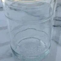 شیشه ی جا رب تمیز شسته شده