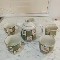 قوری و فنجان