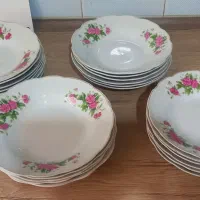 بشقاب خورشت خوری