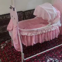 ننو نوزاد