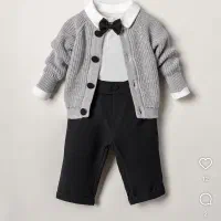 فروشنده پوشاک بچگانه