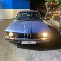بی ام و ۳۲۰