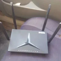 مودم DLink سالم و بدون ایراد سالم ۴ آنتن