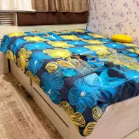 فروش تخت در حد بدون هیچ گونه خط و خش