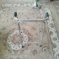 واکر آهنی