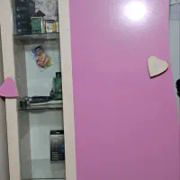 تخت وکمد