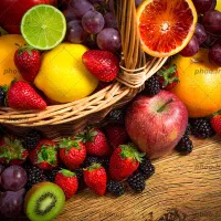 شاگرد میوه فروشی
