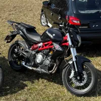 بنلی ۳۰۰.تمیز و خوش قیمت