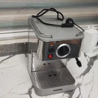 اسپرسو ساز . قهوه ساز