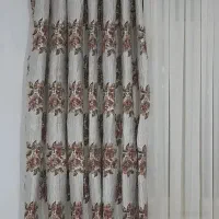 شال کنار پرده شیک